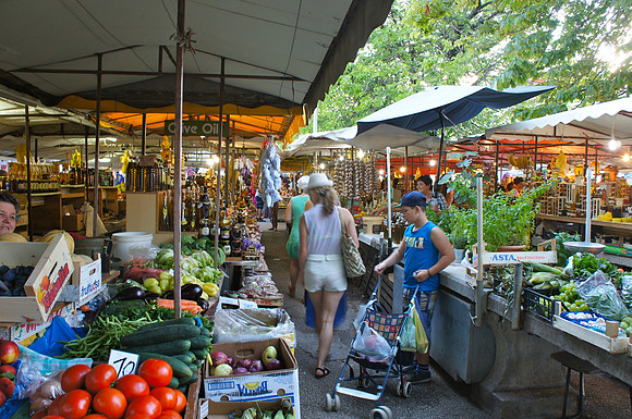 Trogir market