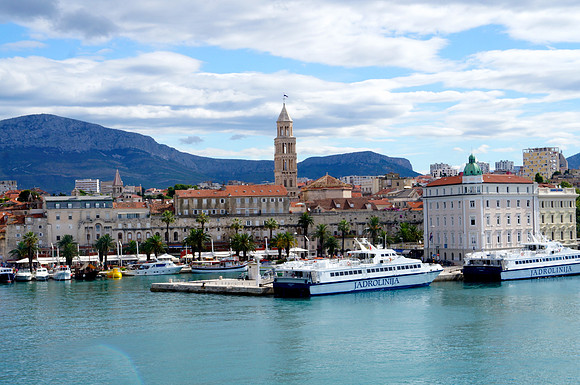 Split panorama from the ferry to Vis